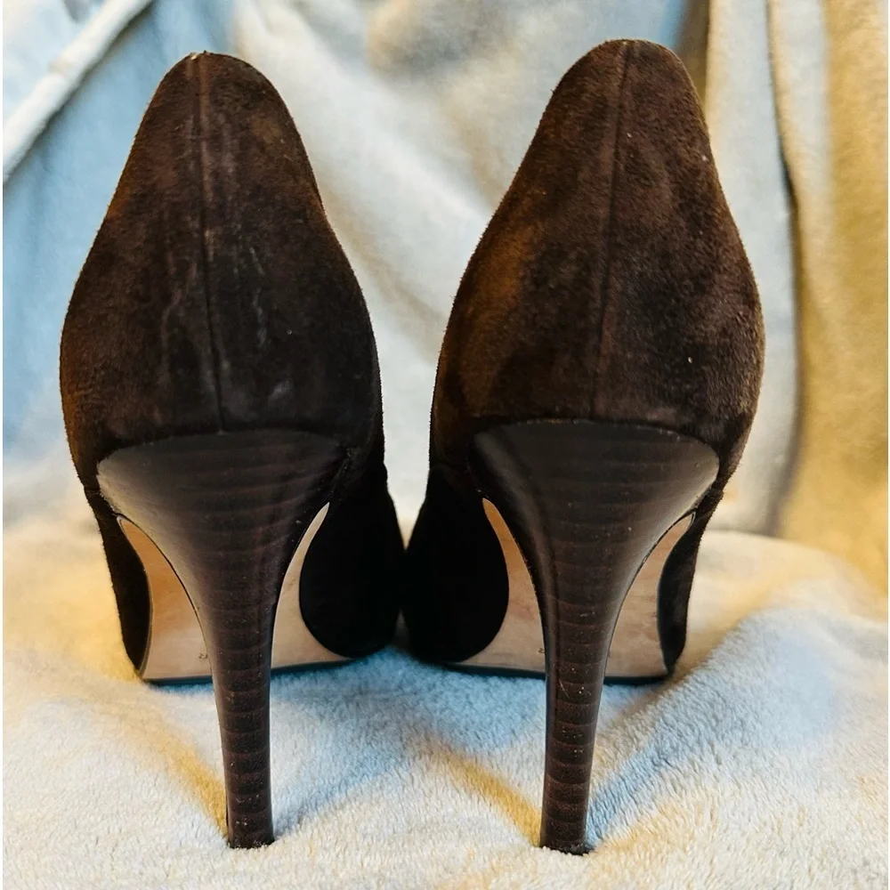 Cole Hahn Nike Air Brown Suede pumps 6.5 EUC